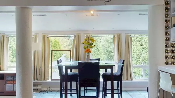 7781 Hart RD Halfmoon Bay, BC V0N 1Y1