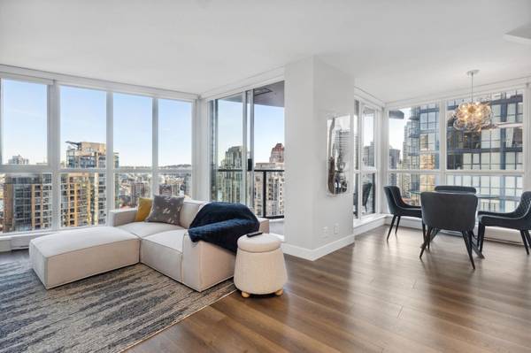 1155 Seymour ST #2406, Vancouver, BC V6B 1K2