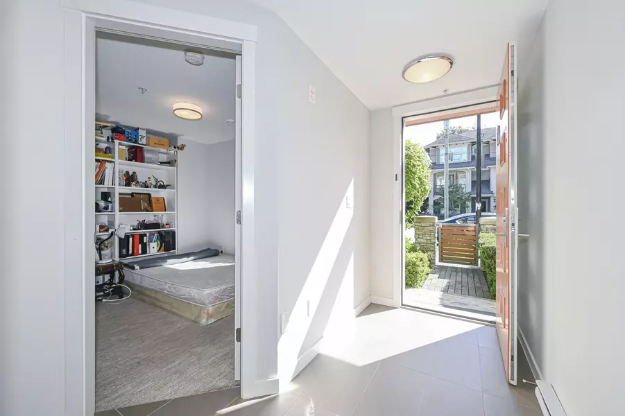 8377 Jones RD #10, Richmond, BC V6Y 1L5