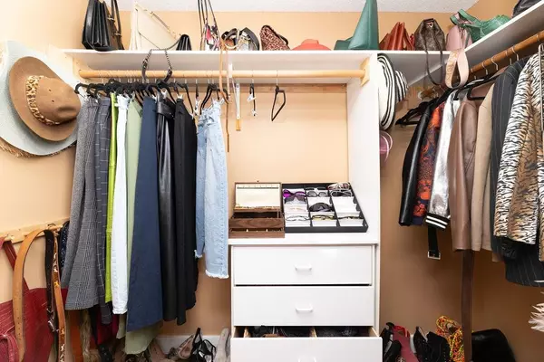 4934 Geer RD Sechelt, BC V0N 3A2