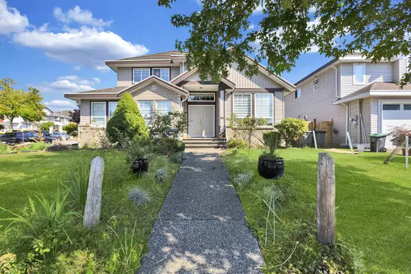 Surrey, BC V3V 7N6,9086 137a ST