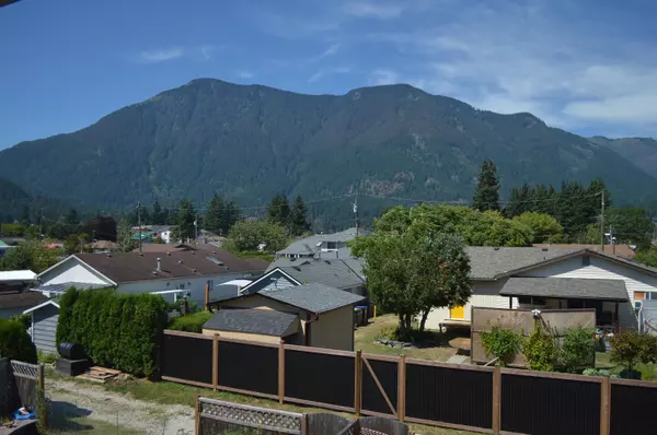 539 Douglas ST Hope, BC V0X 1L0