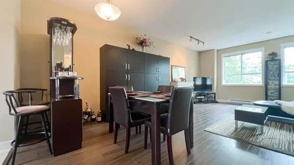 Richmond, BC V7A 1N8,11393 Steveston HWY #16