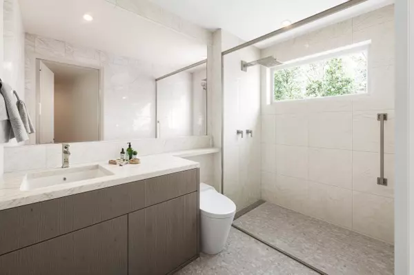 Delta, BC V4C 6P4,9359 119a ST #B