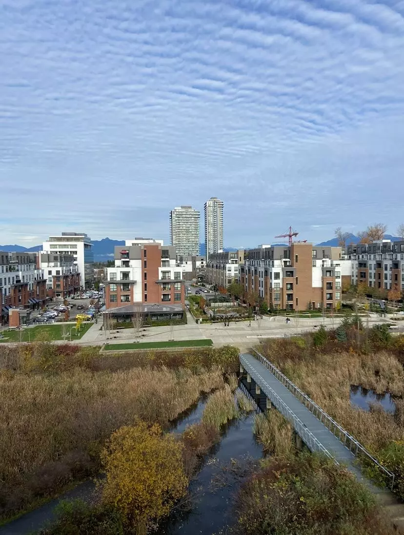 Langley, BC V2Y 2A7,20049 82 AVE #512