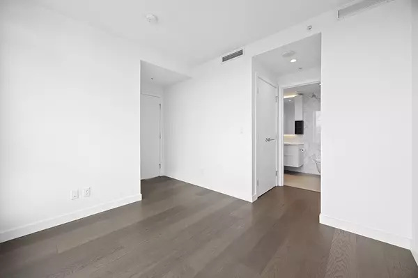 6000 Mckay AVE #3308 Burnaby, BC V5H 0K2