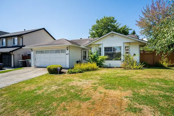 Surrey, BC V3W 9N8,6697 141a ST