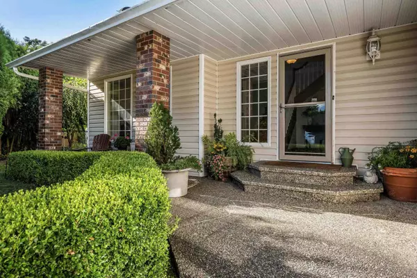 Chilliwack, BC V2R 2C5,45983 Ivy AVE