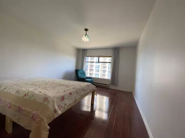 New Westminster, BC V3M 6A1,615 Belmont ST #902