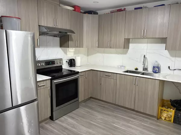 Surrey, BC V3R 5N6,14165 Park DR