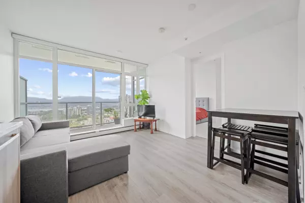 Surrey, BC V3T 0S1,13350 Central AVE #3204