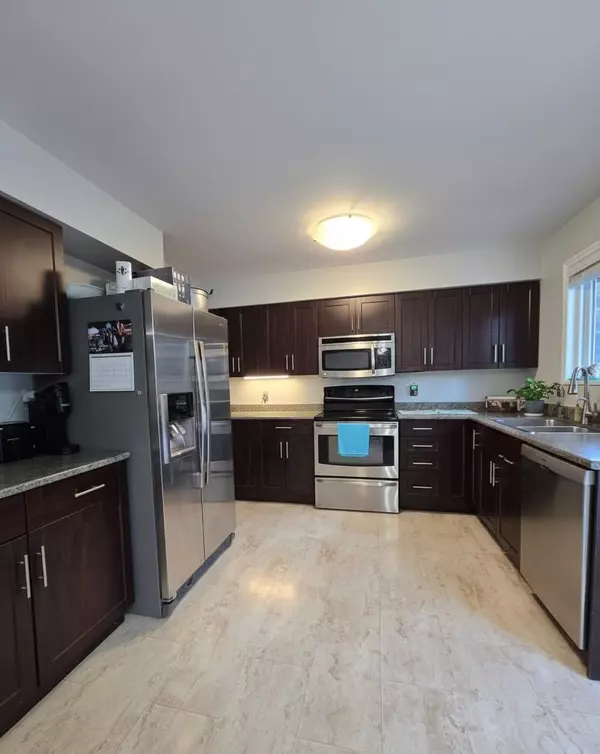 Delta, BC V4E 1X3,7133 114a ST