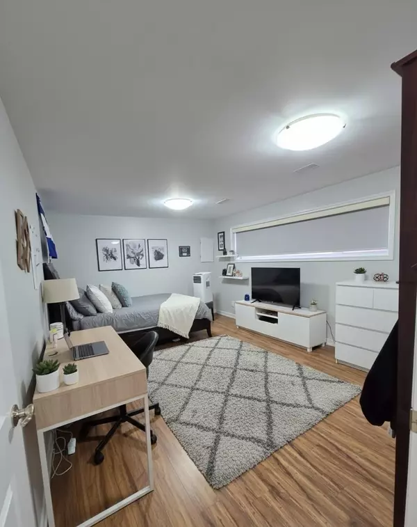 Delta, BC V4E 1X3,7133 114a ST