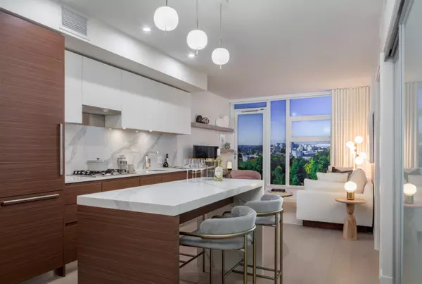 Richmond, BC V6Y 0H9,6333 Mah Bing ST #405