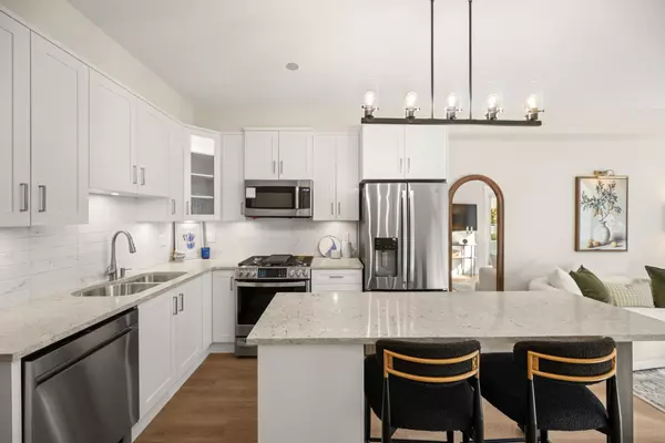 Langley, BC V2Y 3Y9,20932 83 AVE #112