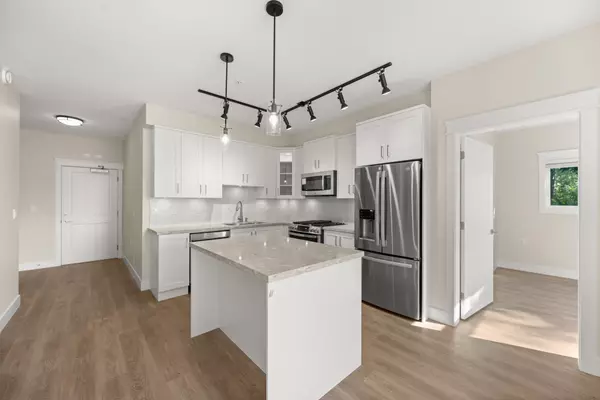 Langley, BC V2Y 3Y9,20926 83 AVE #209