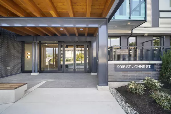 Port Moody, BC V3H 0N5,2015 St. Johns ST #204