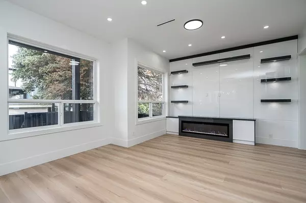 Abbotsford, BC V2S 1J6,32735 Marshall RD