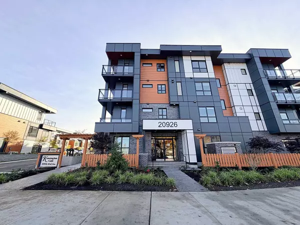 20926 83 AVE #307, Langley, BC V2Y 3Y9