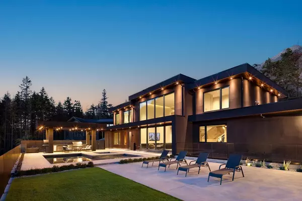 9228 Wedgemount Plateau DR, Whistler, BC V8E 1M1