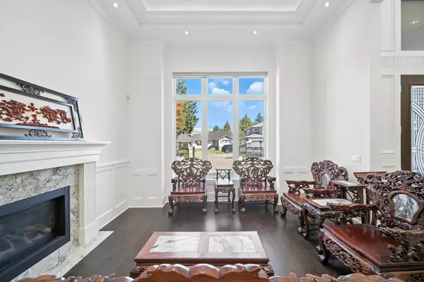 Richmond, BC V6X 2V7,8600 Leslie RD
