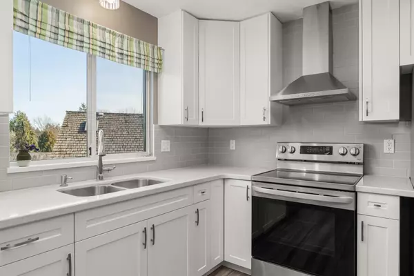 Delta, BC V4L 2N3,1480 View CRES