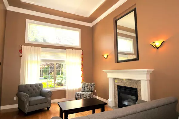 Surrey, BC V4A 9V4,2132 139a ST