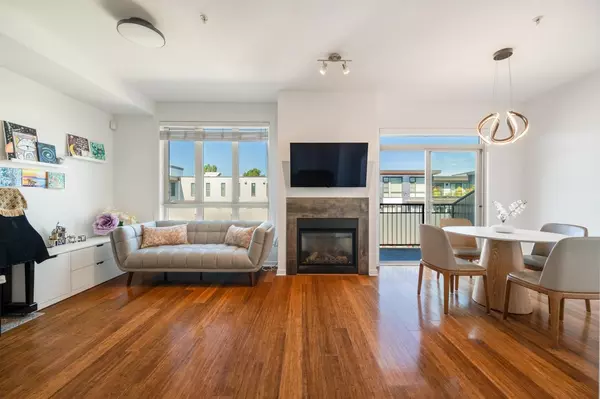 Richmond, BC V7E 0A7,6077 London RD #304