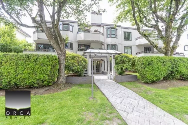 North Vancouver, BC V7L 2J3,145 East 12th ST #105