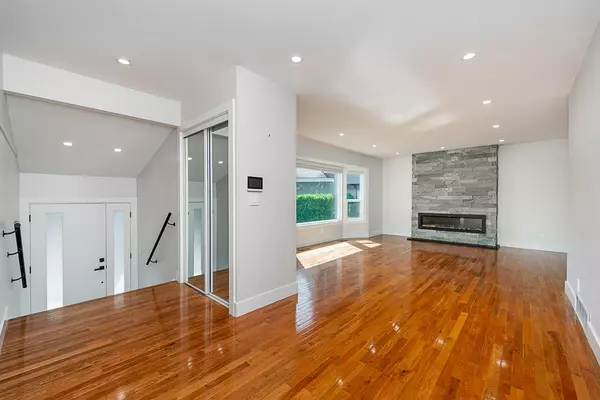 Surrey, BC V3X 1P4,13129 62b AVE