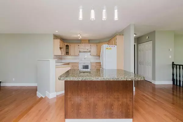 1551 Islandview DR Gibsons, BC V0N 1V5