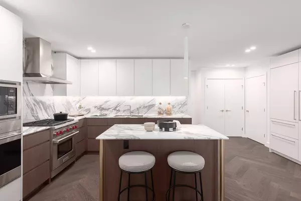 Vancouver, BC V6R 2G3,3668 W 10th AVE #406