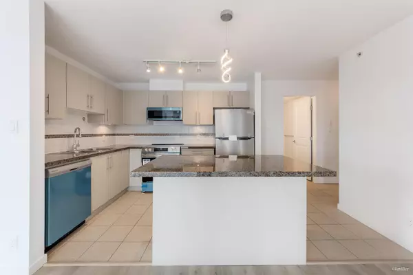 Burnaby, BC V5B 0A3,5611 Goring ST #2106