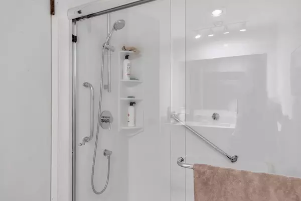 Delta, BC V4C 6R5,8635 120 ST #109A