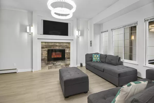 Surrey, BC V3S 3M6,8213 152 ST