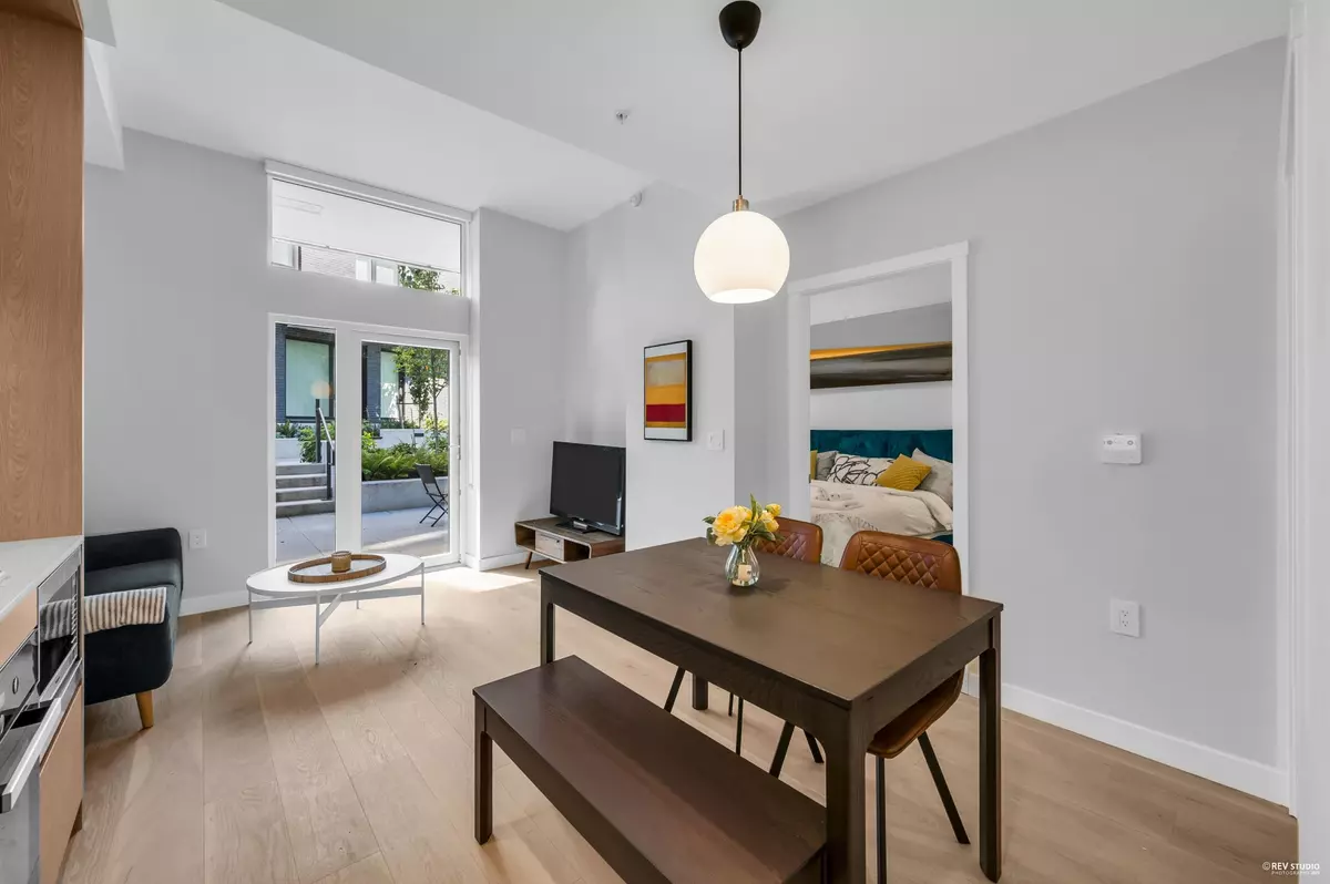 Vancouver, BC V5Z 2Z7,5212 Cambie ST #104