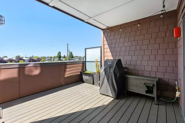 Richmond, BC V7E 0C3,12088 3rd AVE #201