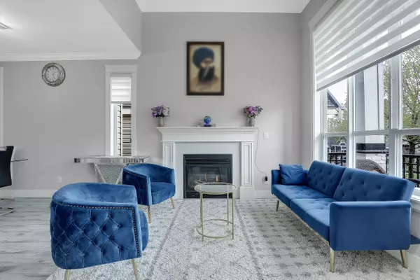 Surrey, BC V3X 1E1,6125 140 ST