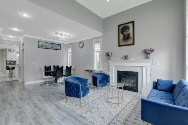 Surrey, BC V3X 1E1,6125 140 ST