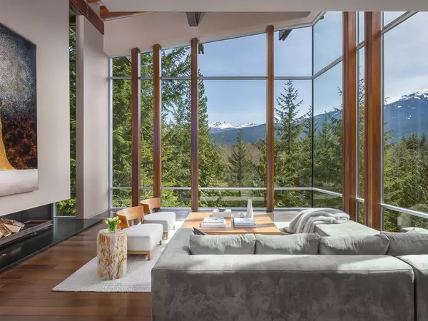 Whistler, BC V8E 0E9,7452 Treetop LN