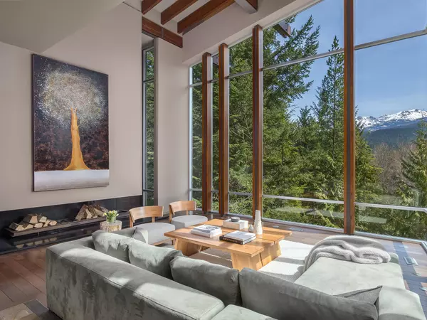 Whistler, BC V8E 0E9,7452 Treetop LN