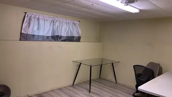 Vancouver, BC V5M 3T1,2306 Rupert ST