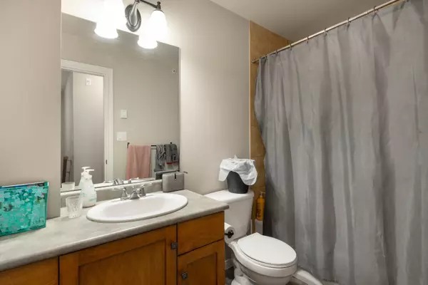 1436 Portage RD #203 Pemberton, BC V0N 2L1