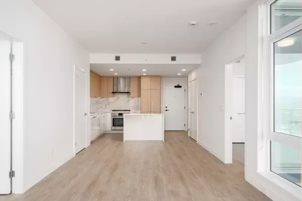 Burnaby, BC V5H 0L1,4988 Bennett ST #1402