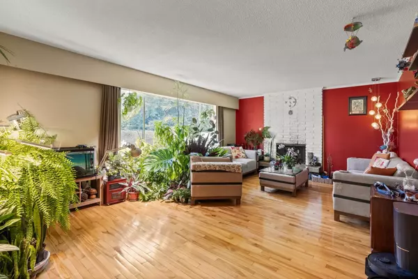 North Vancouver, BC V7K 1R2,1422 Kilmer RD