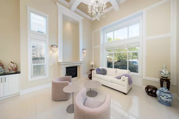 Richmond, BC V7C 1G1,6160 Granville AVE