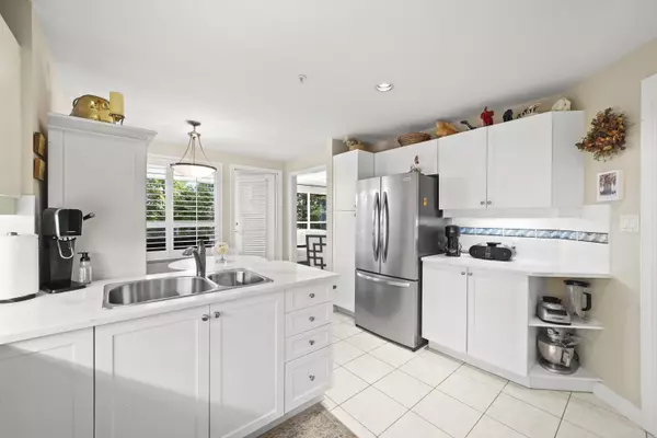 Delta, BC V4M 3K3,1250 55 ST #204