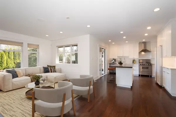 Vancouver, BC V6S 1E6,3533 W 20th AVE