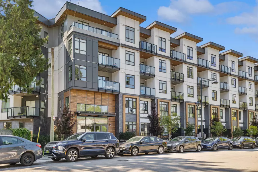 13968 Laurel DR #220, Surrey, BC V3T 0S9