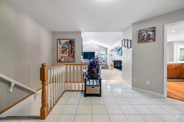 Maple Ridge, BC V2W 1C3,12753 261 ST